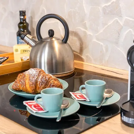 Modern Stone In The Heart Of Appartement