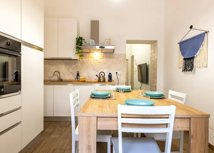 Appartement Modern Stone In The Heart Of Bari