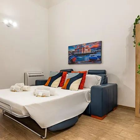 Modern Stone In The Heart Of Apartman *